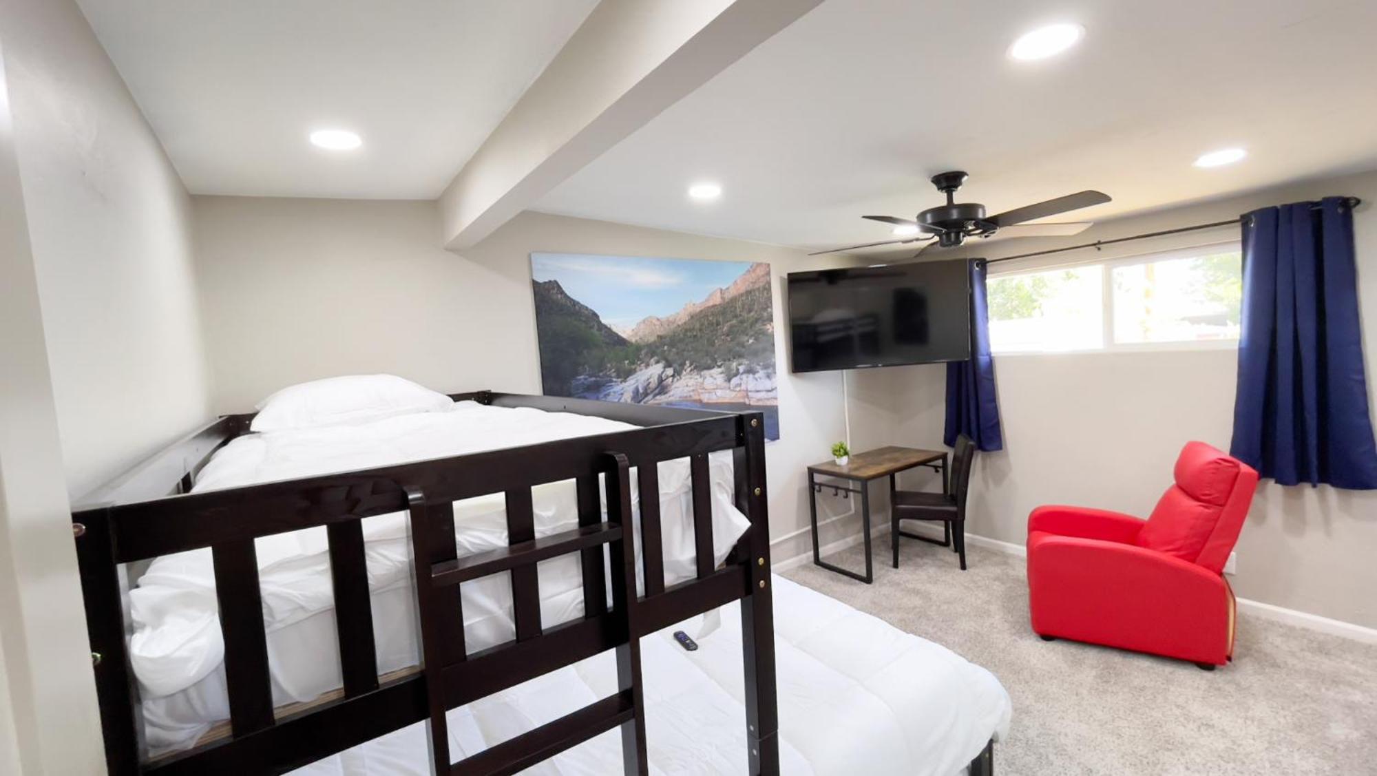 Private Home - Heated Pool, Billiards, Darts, Foosball, Fireplace, 5 Smart Tvs, Bbq, Cotton Bedding - The Saguaro Sanctuary, Pool Heat Optional ทูซอน ภายนอก รูปภาพ