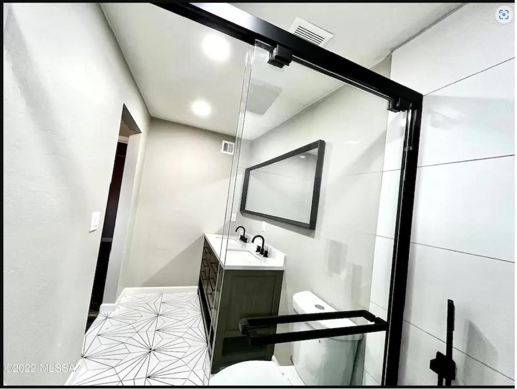 Private Home - Heated Pool, Billiards, Darts, Foosball, Fireplace, 5 Smart Tvs, Bbq, Cotton Bedding - The Saguaro Sanctuary, Pool Heat Optional ทูซอน ภายนอก รูปภาพ